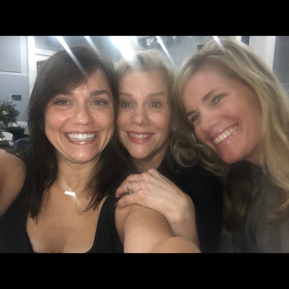 Meet your Posher, Vicki - Picture 1 of 1